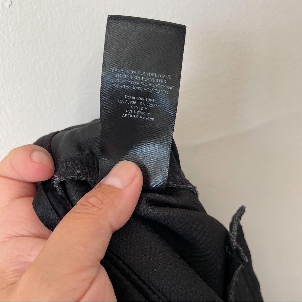 ARITZIA BABATON Command Black Mid Rise Straight Leg Vegan Leather Pants Sz 14 - Picture 7 of 8